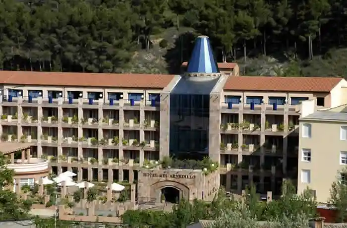 Vista exterior del Balneario Arnedillo