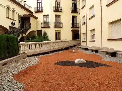 Vista exterior del Balneario Broquetas
