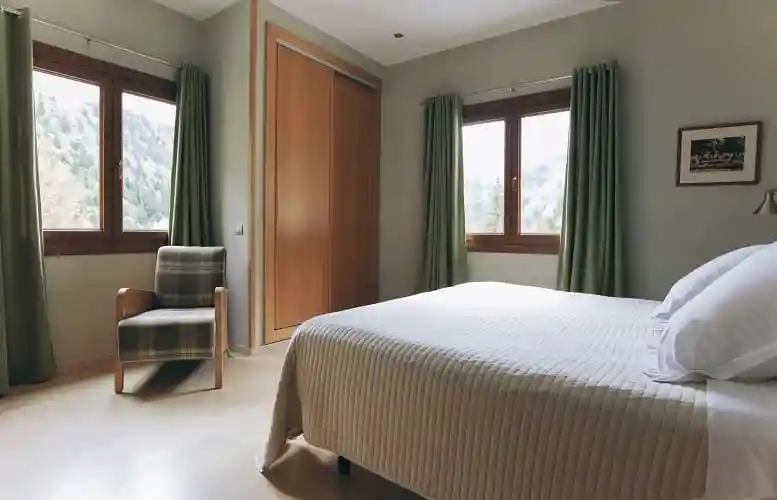 Entorno montañoso del balneario
