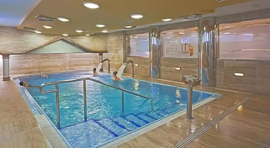 Entorno y accesos del Balneario Carballo