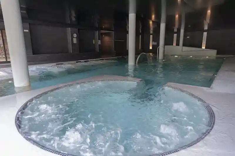 Instalaciones interiores del hotel balneario