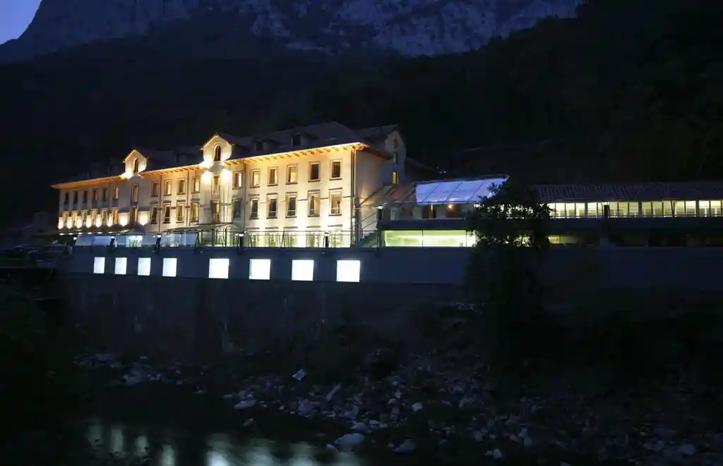 Zona termal del Balneario La Hermida